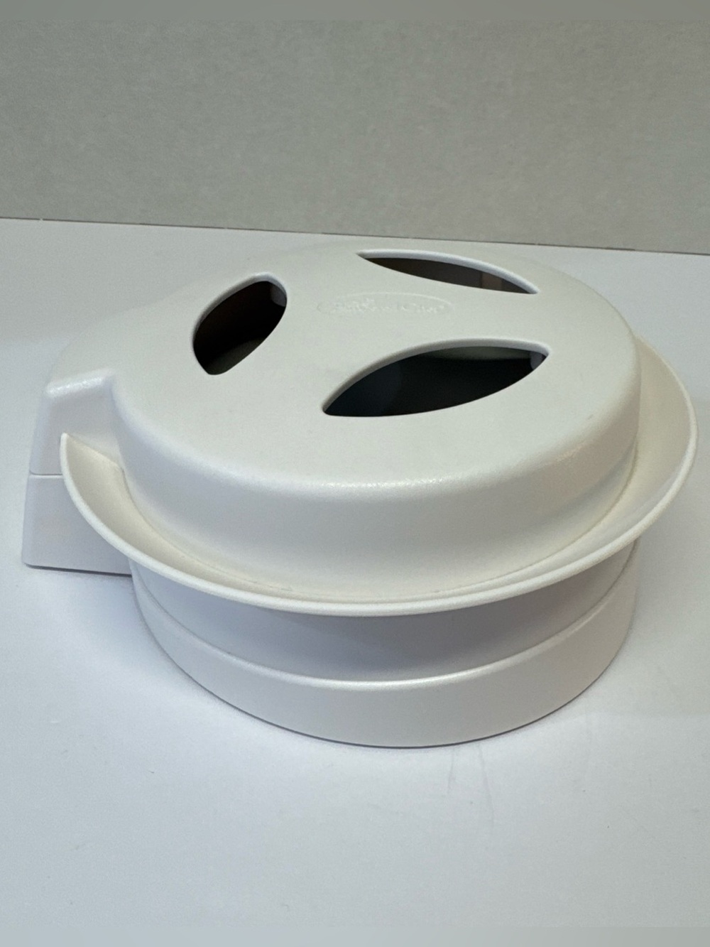 Pampered Chef Close and Cut #1118 Safe Multipurpose Food Slicer Retired Product